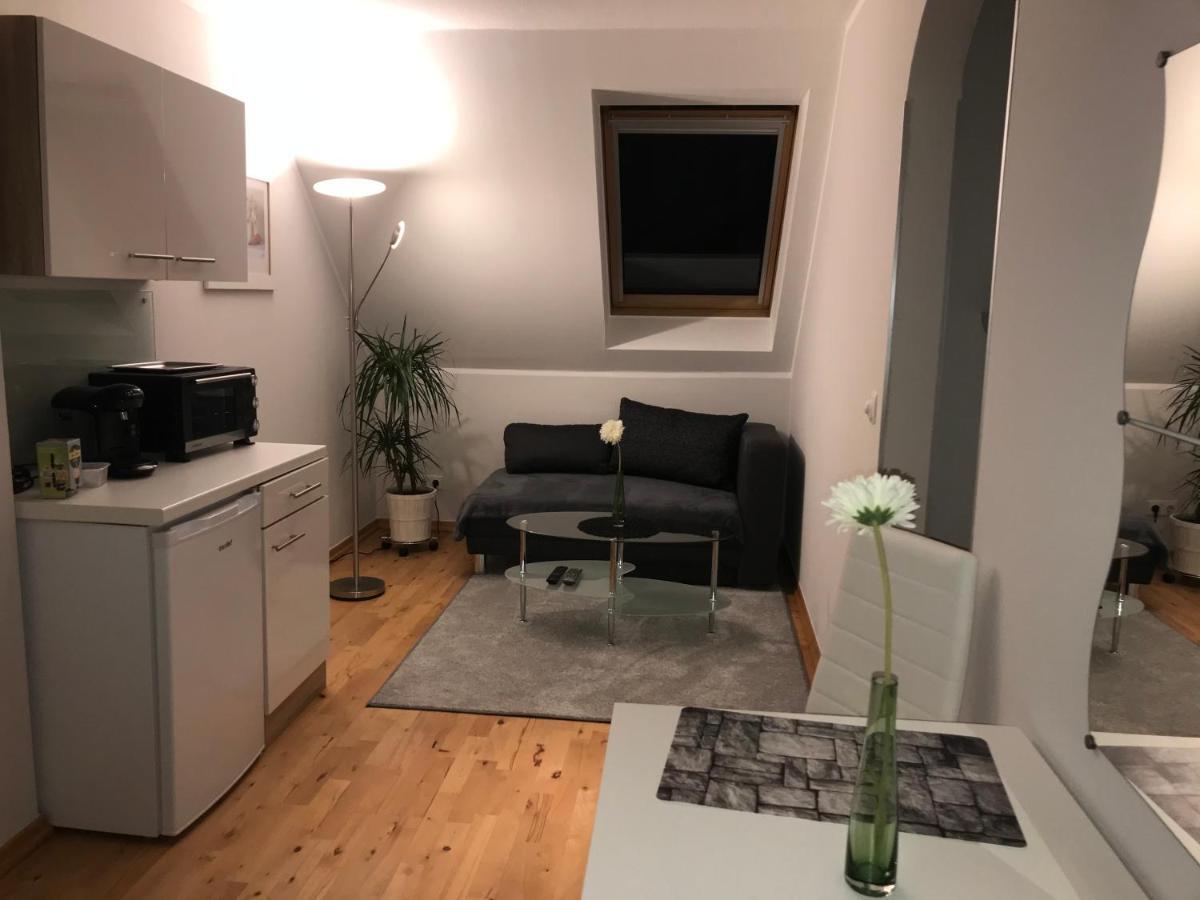 Le Casa De Jeune デュッセルドルフ エクステリア 写真